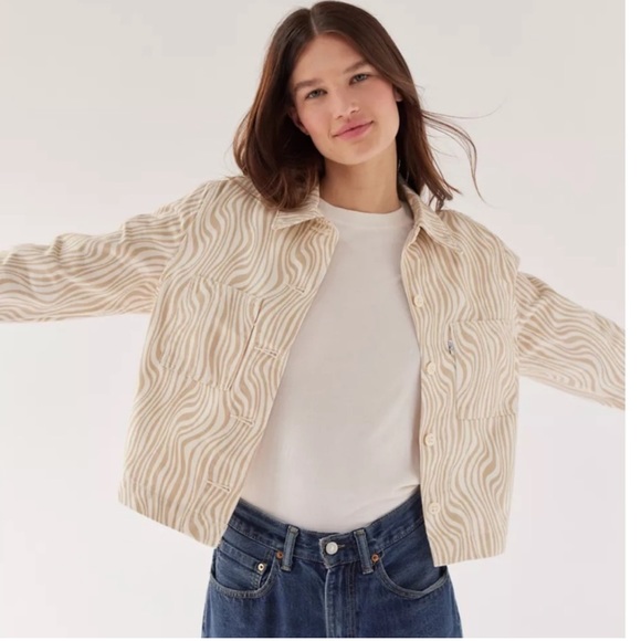 Levi's Jackets & Blazers - Levi's Premium Denim Shrunken Beige
Swirl Button Front Jacket